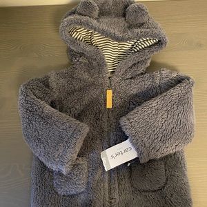 Carter’s 6 month soft zippy